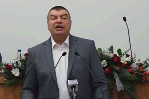 MONSTRUOZNI SKANDAL (DRUGI DEO) TRESE OBRENOVAC!  GRČIĆ OBLJUBIO SEKRETARICU (19): A nekad je dobio orden SPC! (VIDEO) 